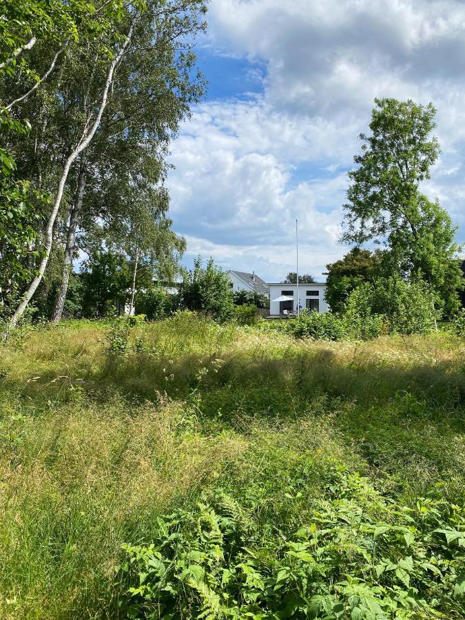 Guesthouse, Not Even A Minute Walk To The Ocean Kullavik Esterno foto