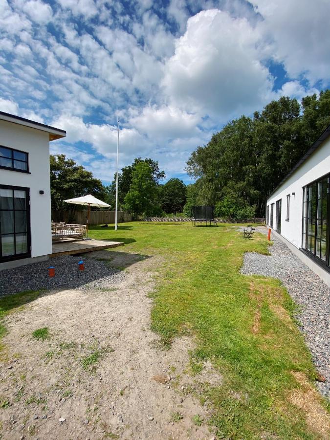 Guesthouse, Not Even A Minute Walk To The Ocean Kullavik Esterno foto